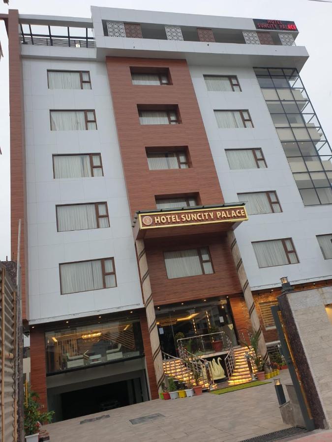 Hotel Suncity Palace Katihar Exteriör bild