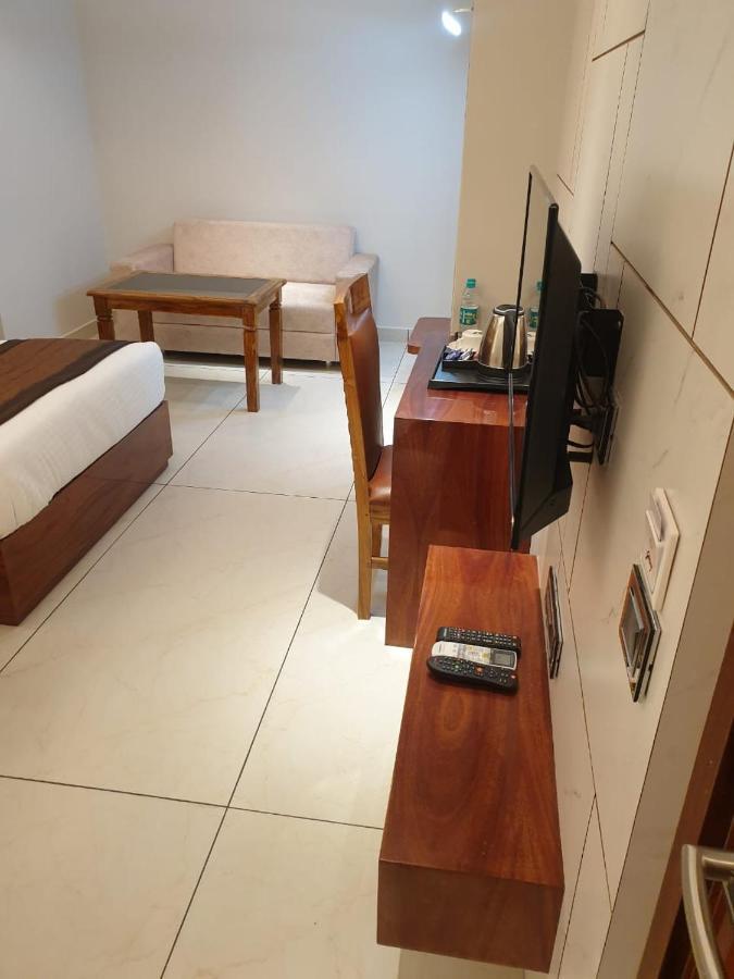 Hotel Suncity Palace Katihar Exteriör bild