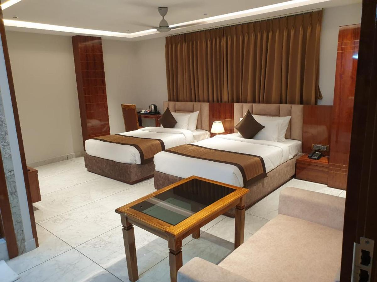 Hotel Suncity Palace Katihar Exteriör bild