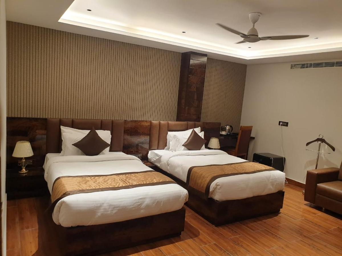 Hotel Suncity Palace Katihar Exteriör bild