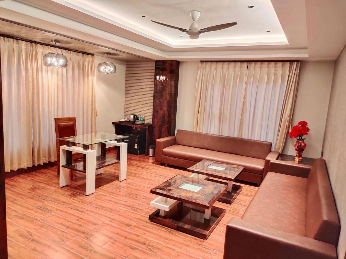Hotel Suncity Palace Katihar Exteriör bild