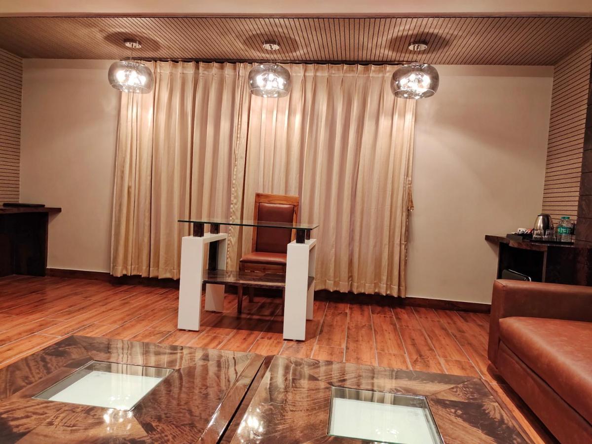 Hotel Suncity Palace Katihar Exteriör bild