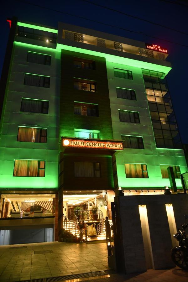 Hotel Suncity Palace Katihar Exteriör bild