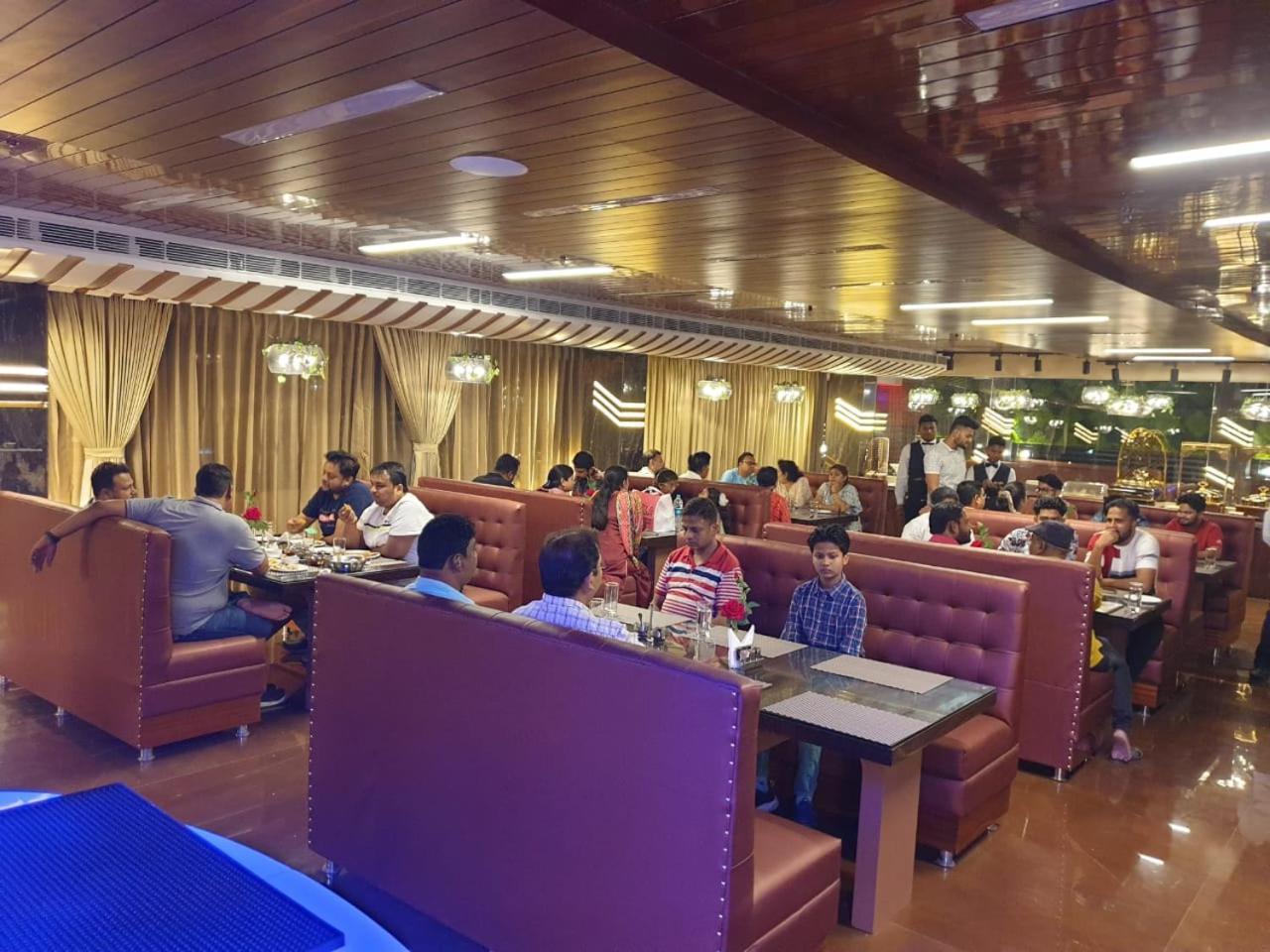 Hotel Suncity Palace Katihar Exteriör bild