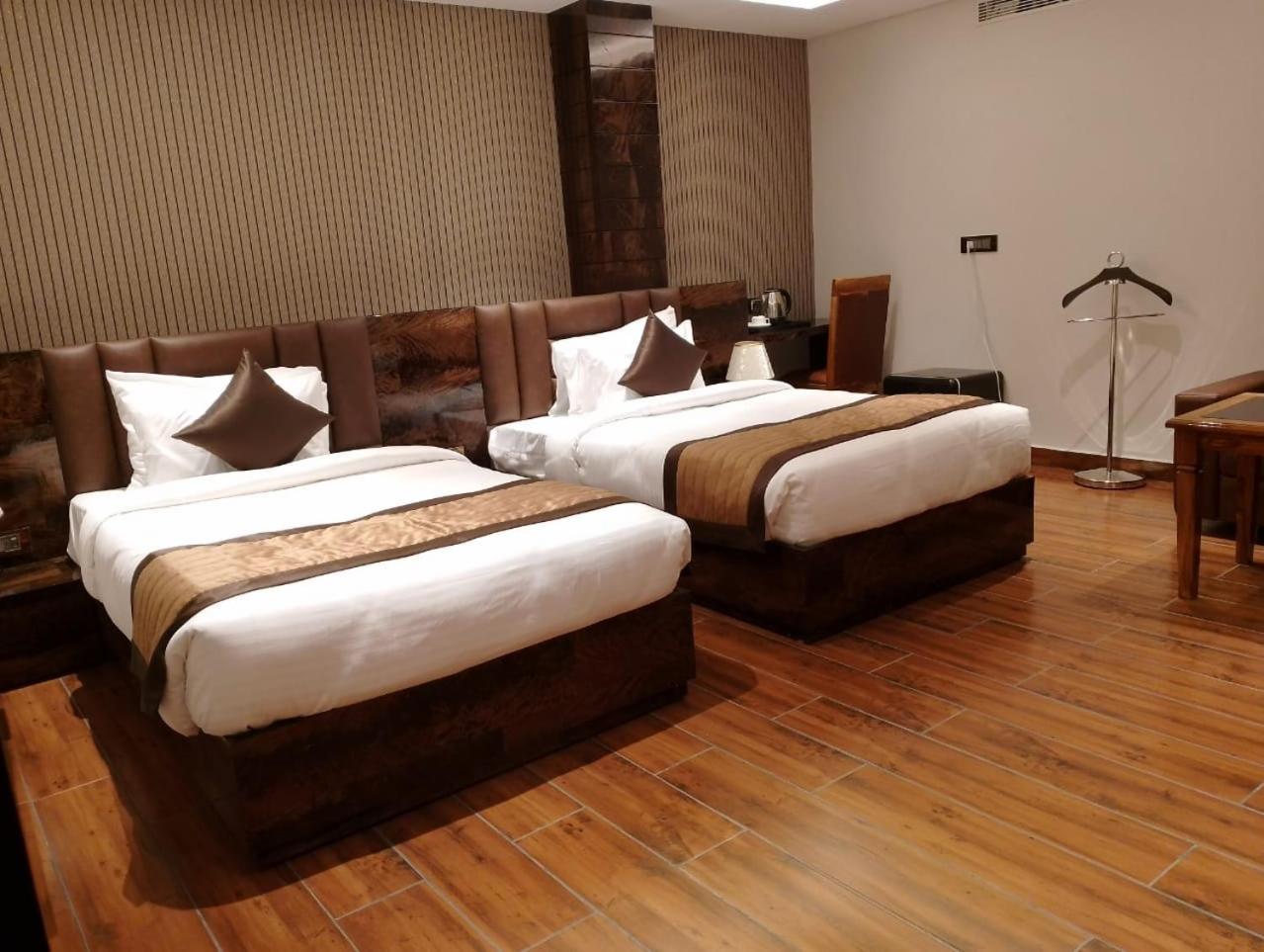 Hotel Suncity Palace Katihar Exteriör bild