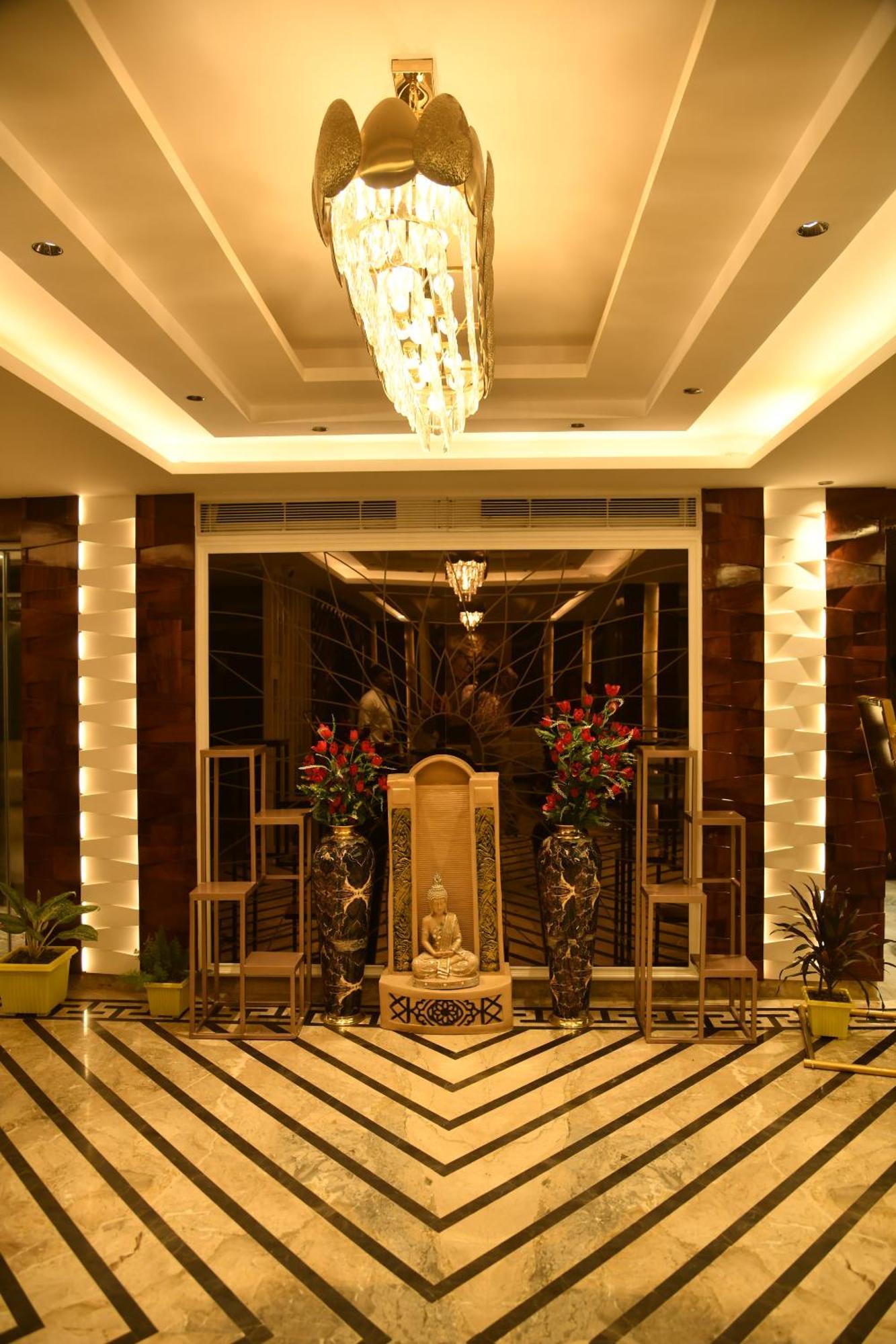 Hotel Suncity Palace Katihar Exteriör bild