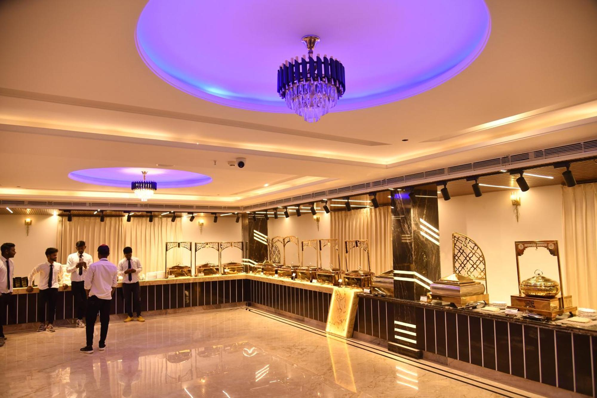 Hotel Suncity Palace Katihar Exteriör bild